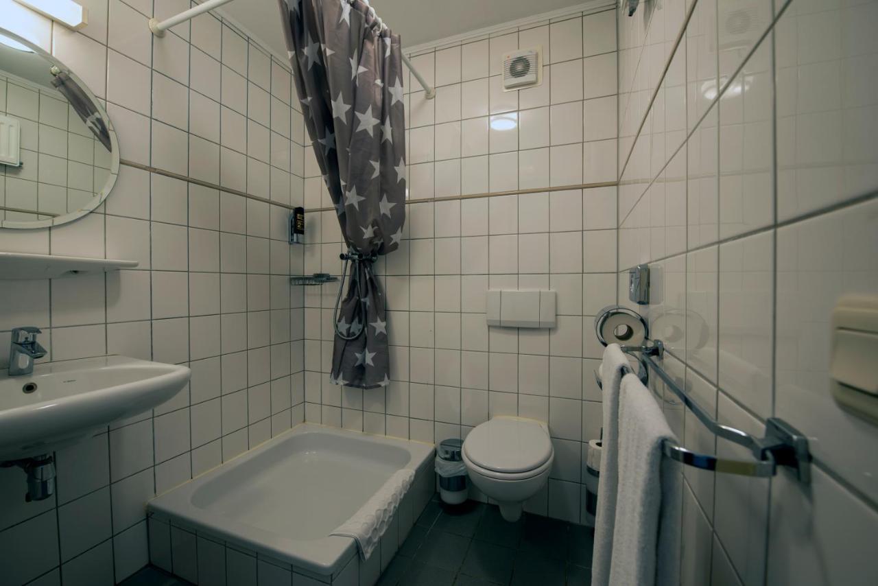 Hotel Арсен Екстериор снимка