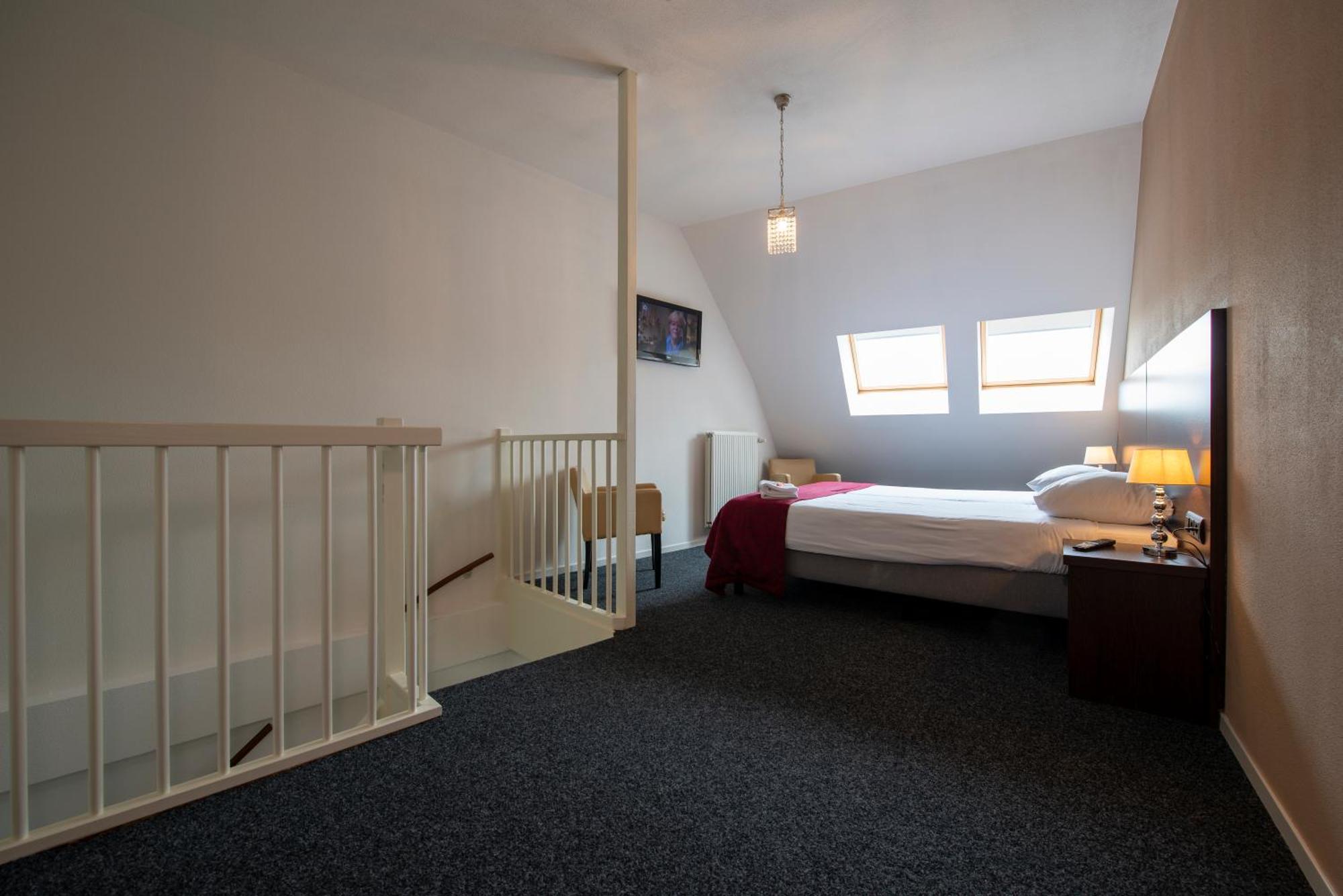 Hotel Арсен Стая снимка