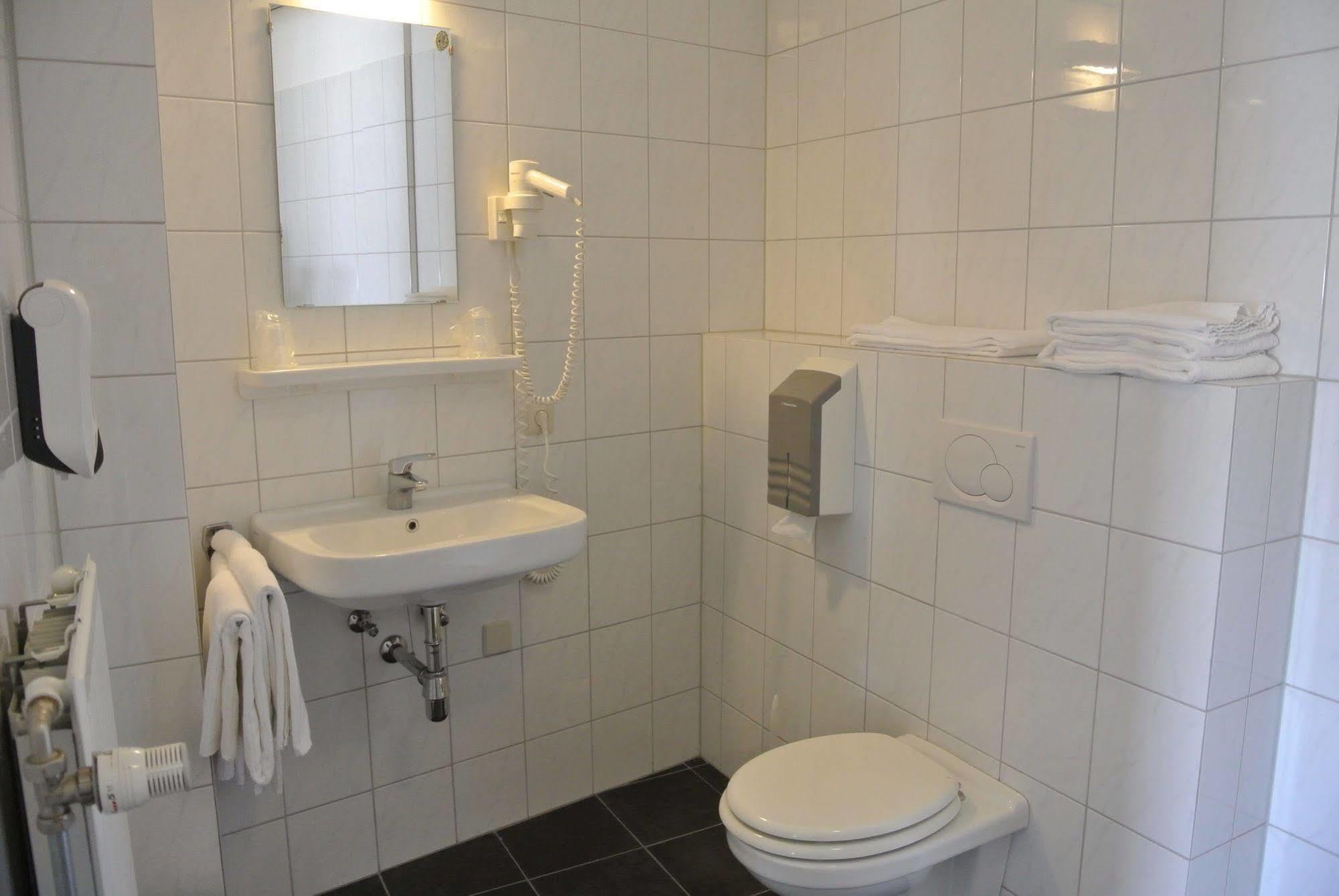 Hotel Арсен Екстериор снимка