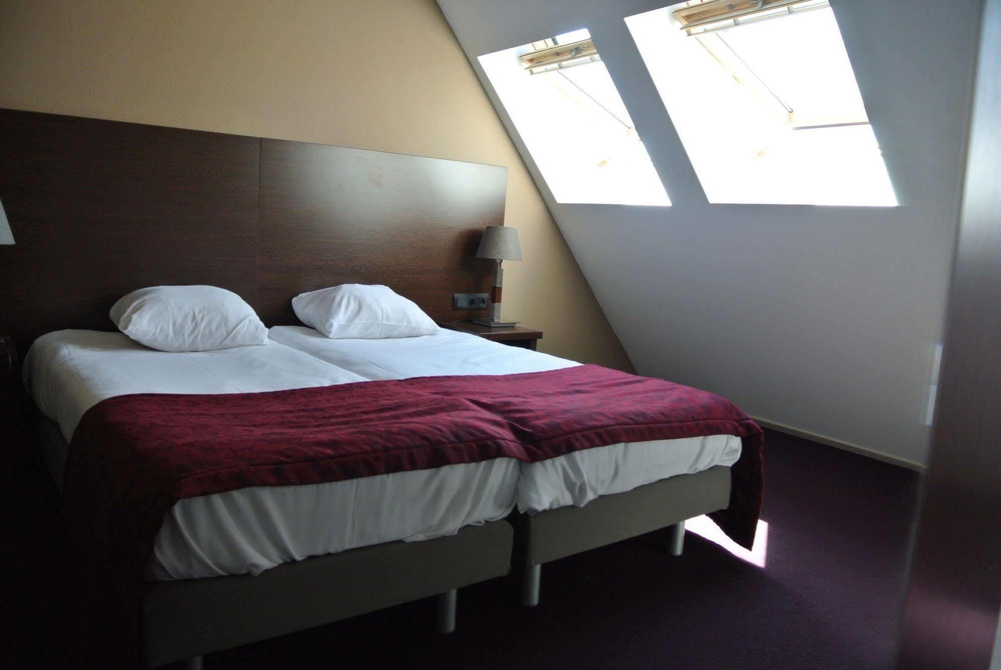 Hotel Арсен Екстериор снимка