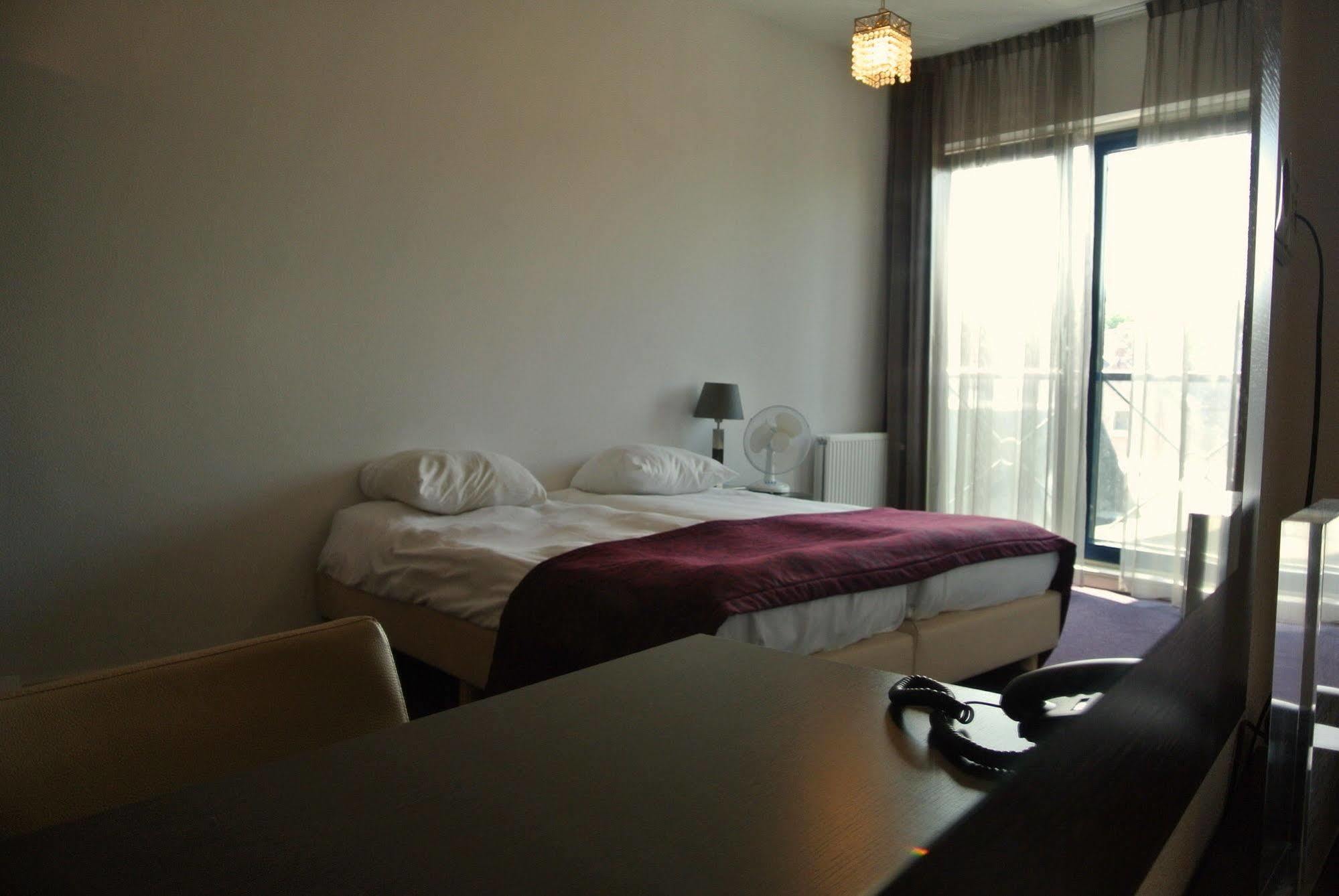 Hotel Арсен Екстериор снимка